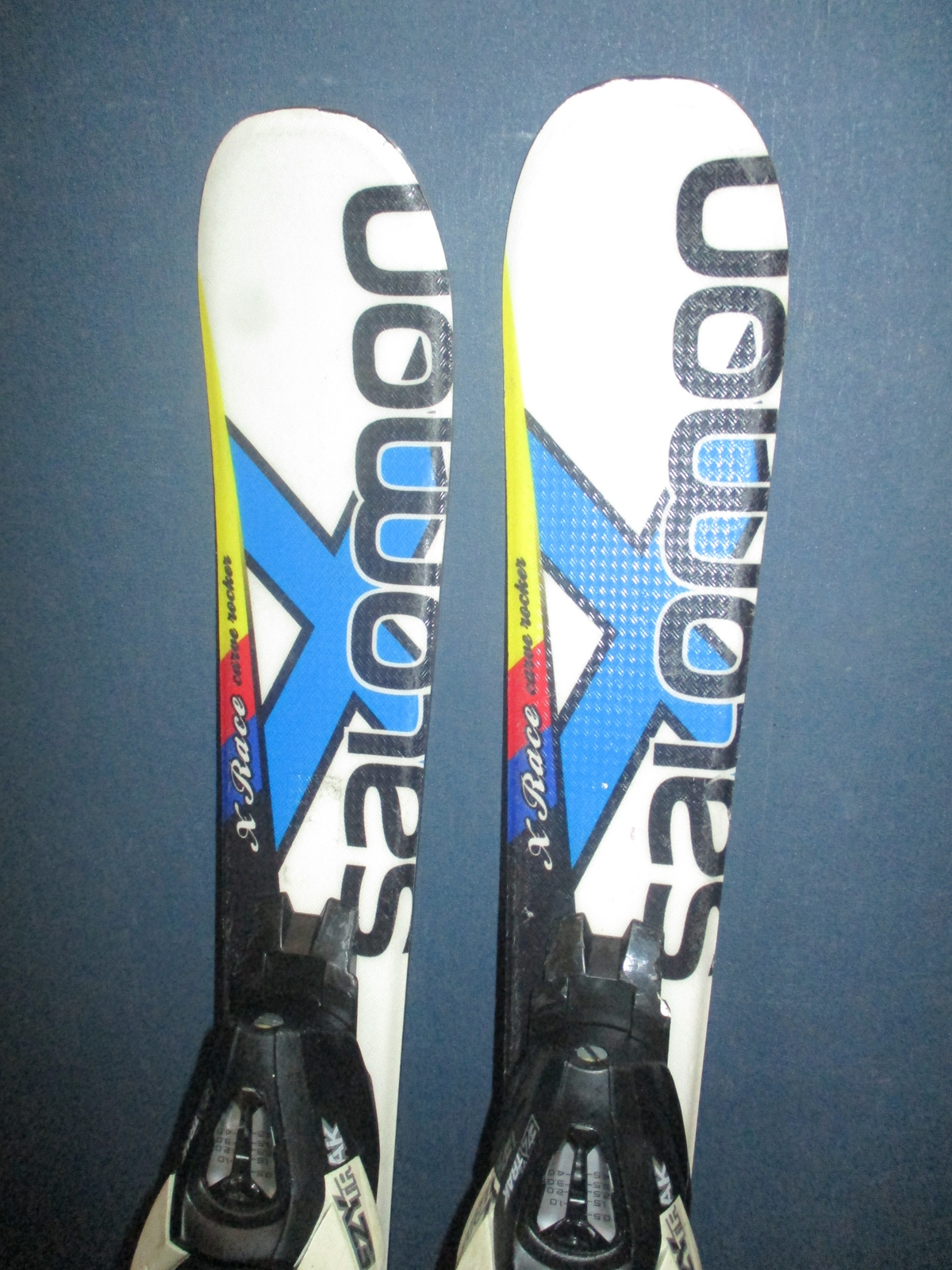 SALOMON XRACE 80cm + Lyžáky 18,5cm  