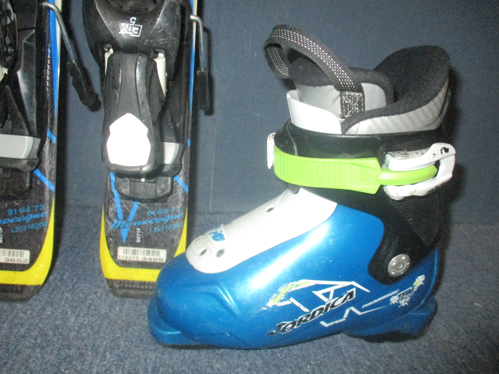 SALOMON XRACE 80cm + Lyžáky 18,5cm  
