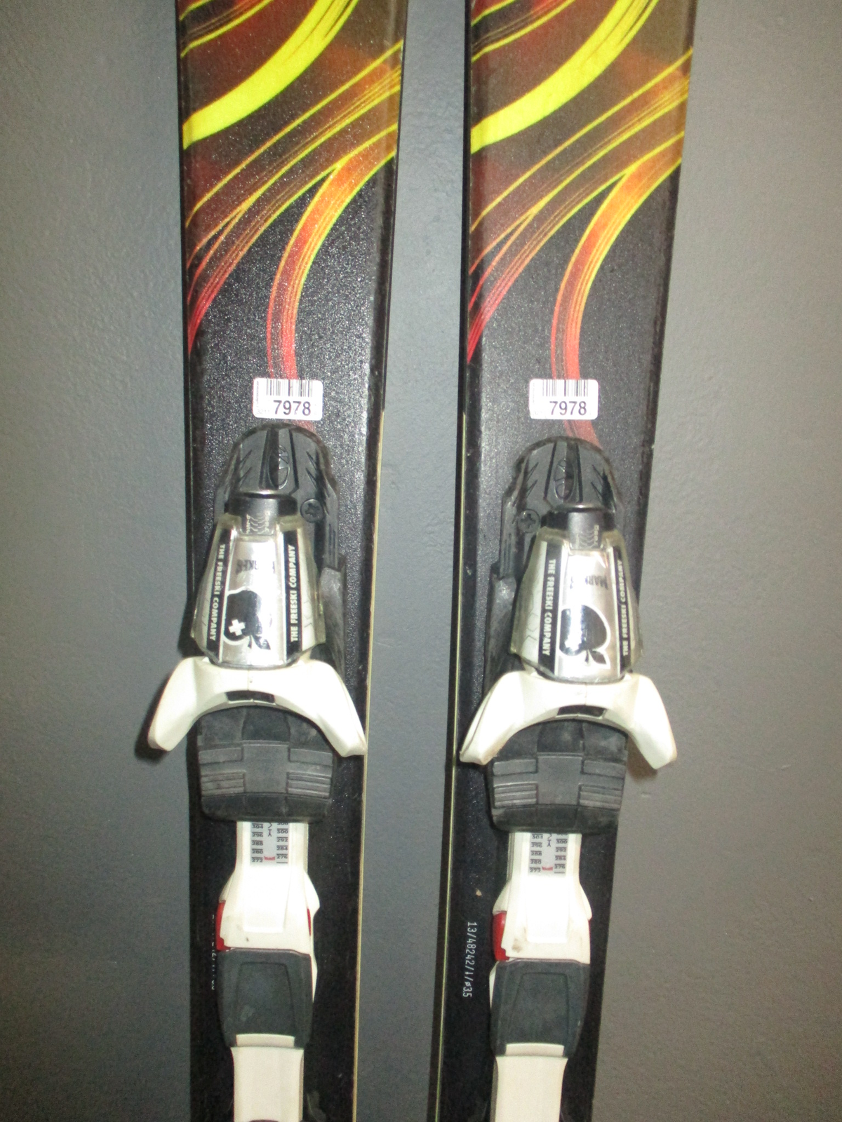 MOVEMENT GLOSS 155cm