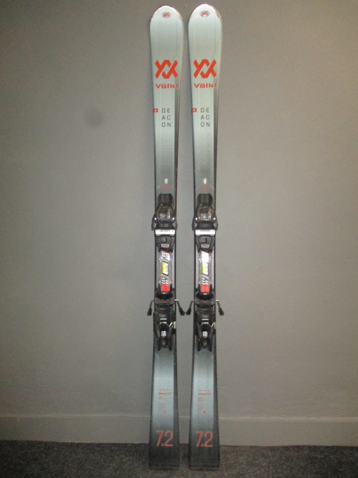VÖLKL DEACON 7.2 21/22 158cm
