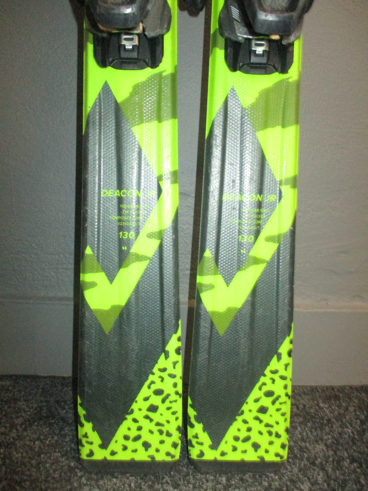 VÖLKL DEACON JR 23/24 130cm