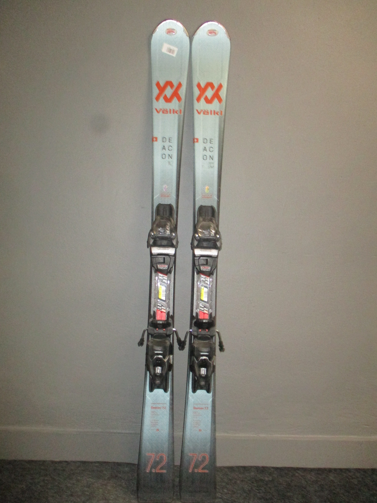 VÖLKL DEACON 7.2 21/22 137cm