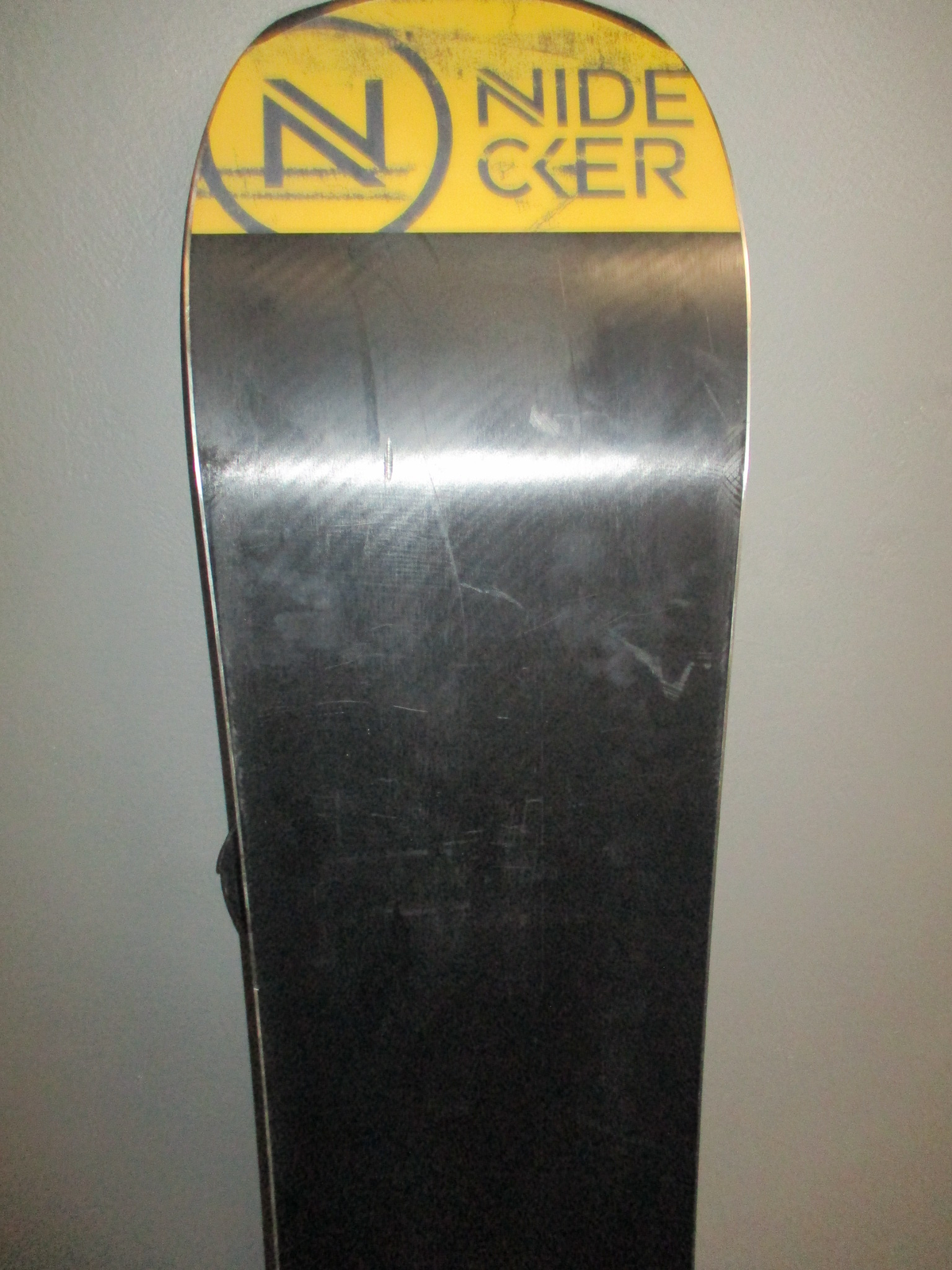 NIDECKER CHILL 145cm + vázání