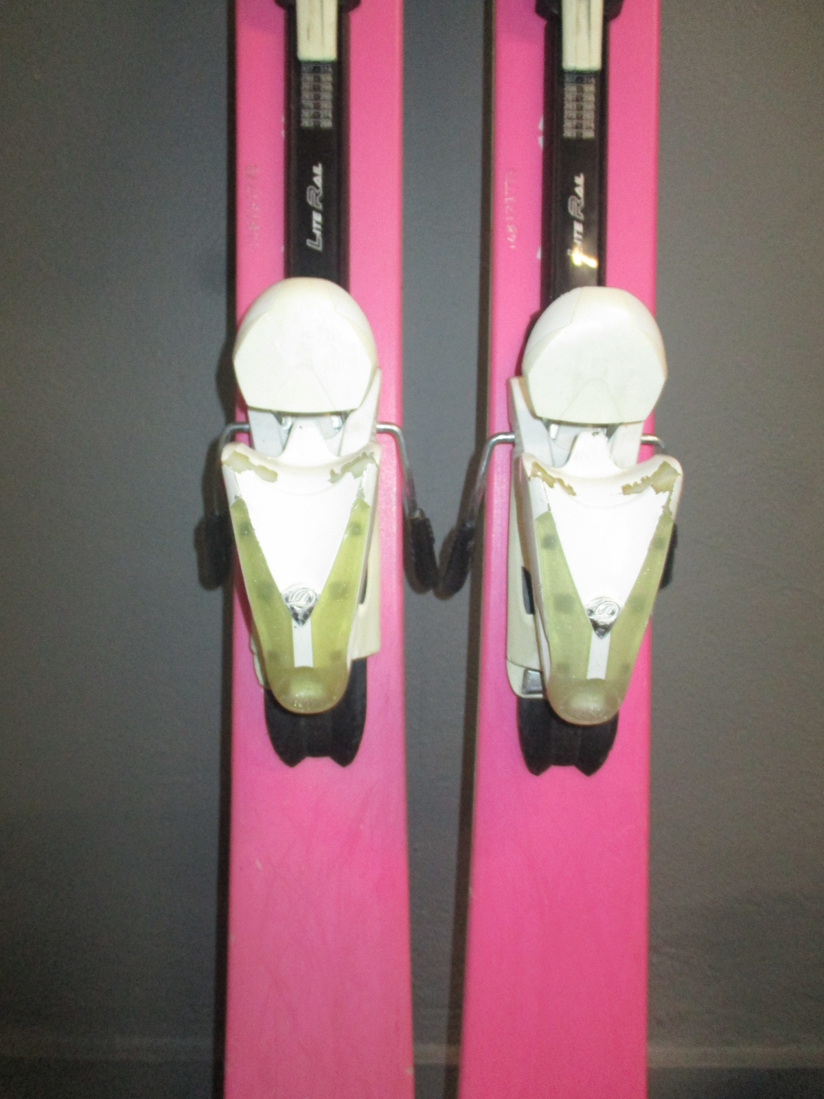 EXONDE XO 77 148cm + Lyžáky 26,5cm
