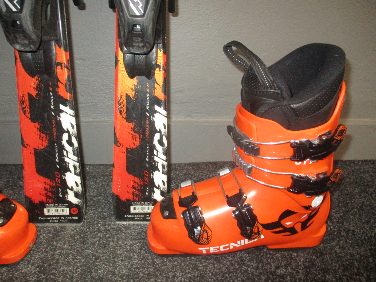 ROSSIGNOL RADICAL RSX 120cm + Boots 23.5cm