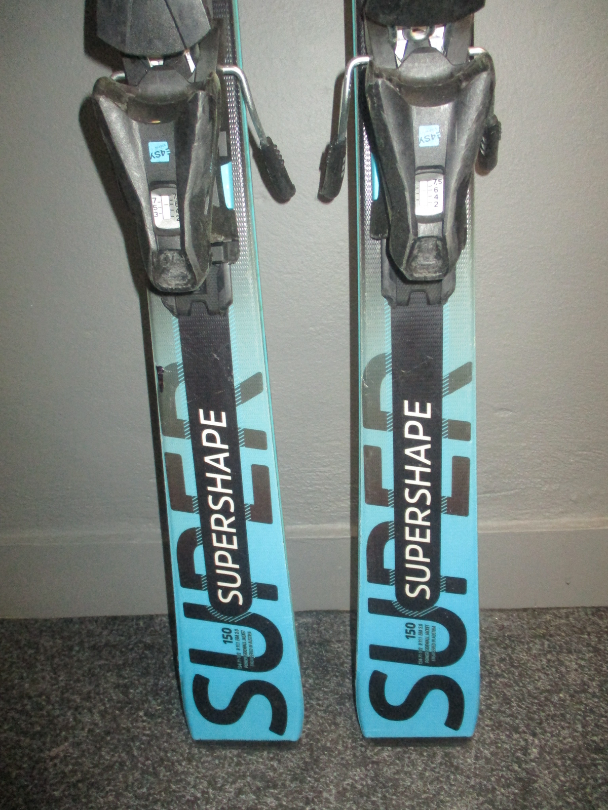 HEAD SUPERSHAPE TEAM 23/24 150cm