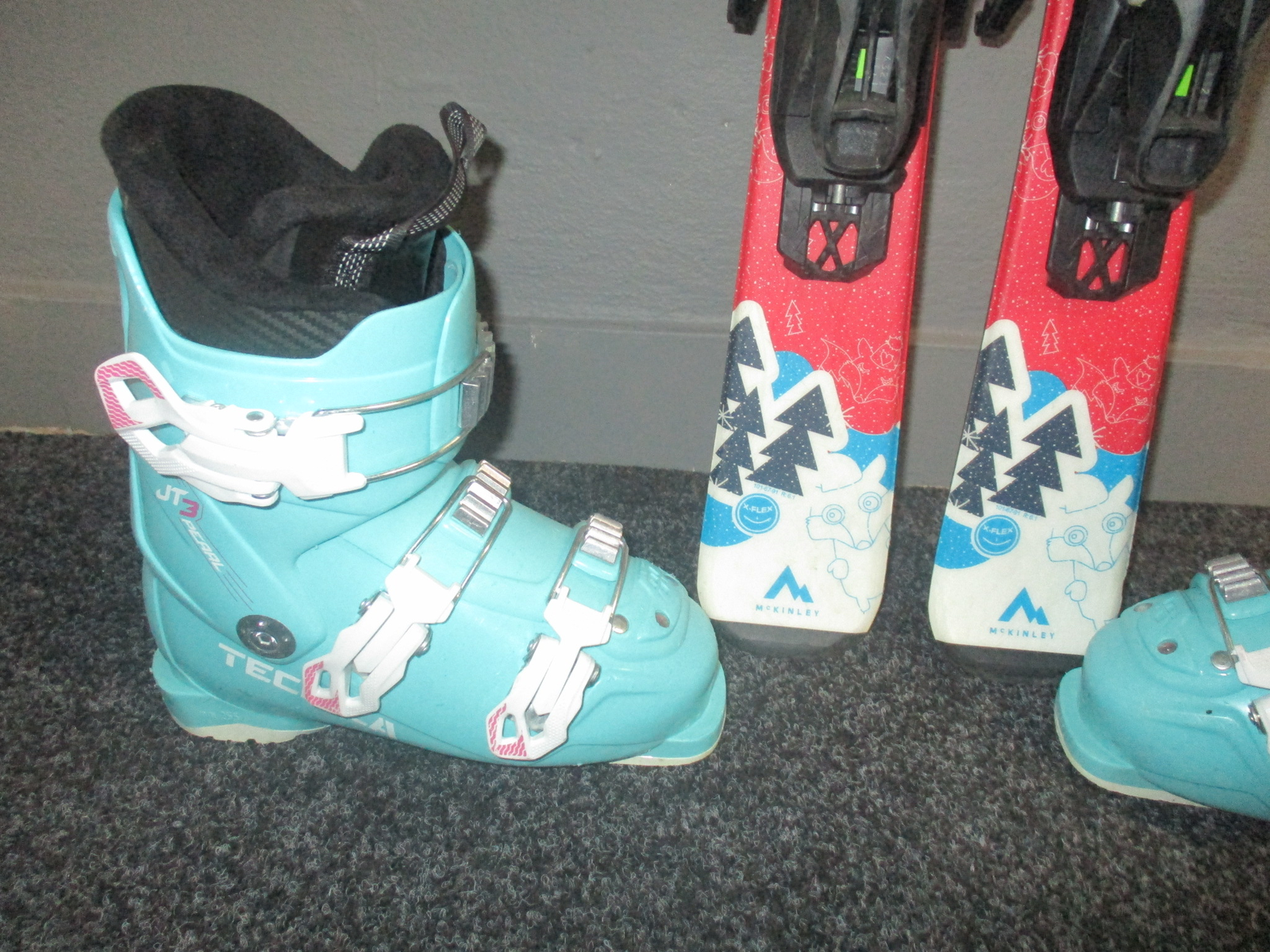 MCKINLEY SNOW TEAM 100cm + Lyžáky 21,5cm