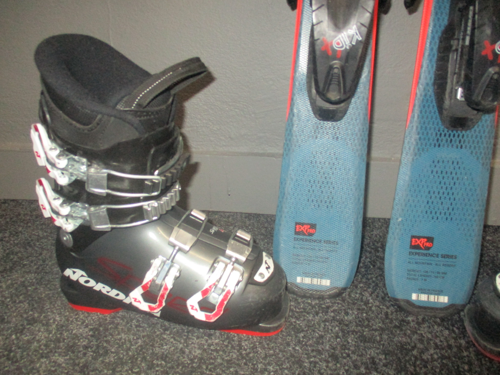ROSSIGNOL EXPERIENCE PRO 22/23 104cm + Boots 21,5cm
