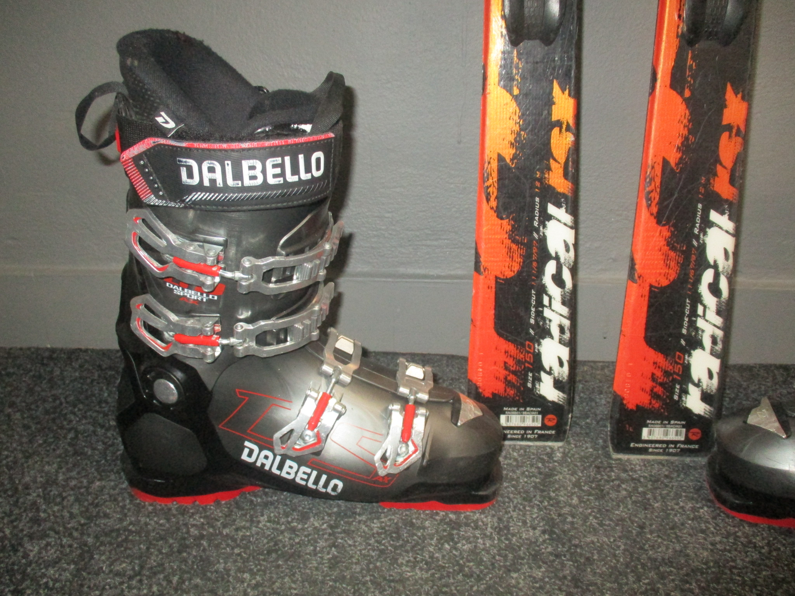 ROSSIGNOL RADICAL RSX 150cm + Lyžáky 27,5cm