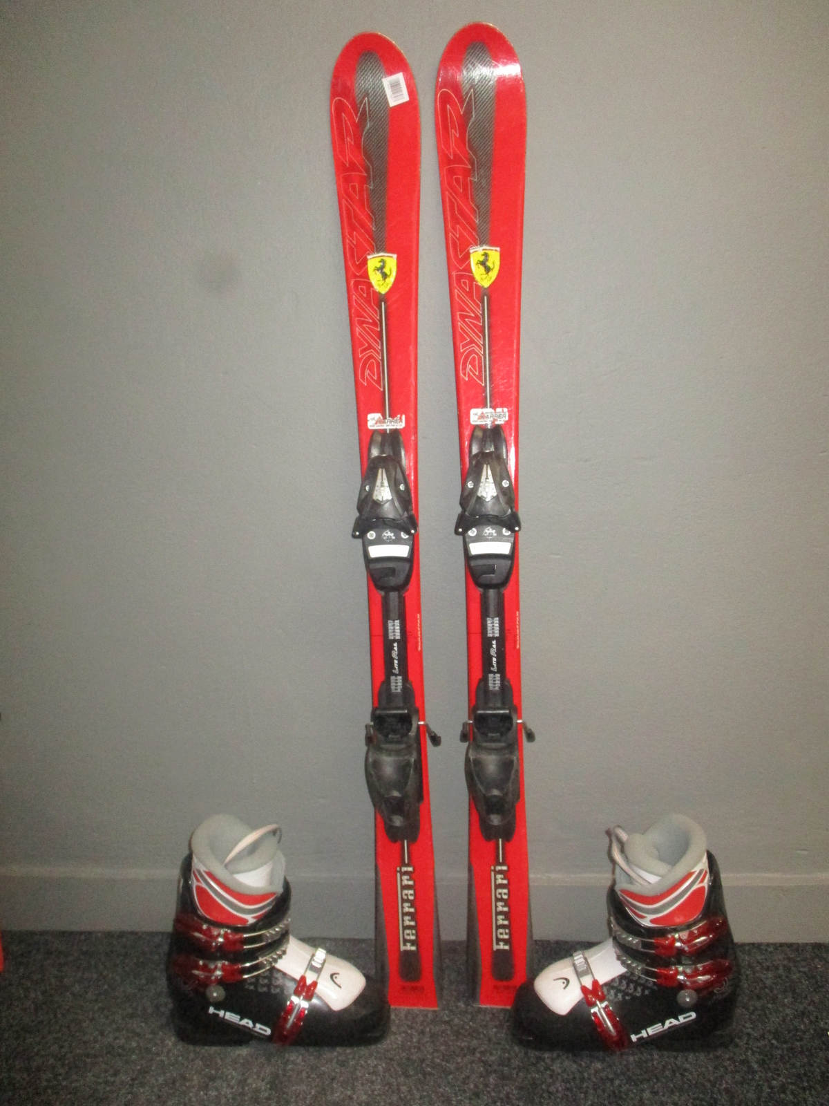 DYNASTAR FERRARI 120cm + Lyžáky 24,5cm