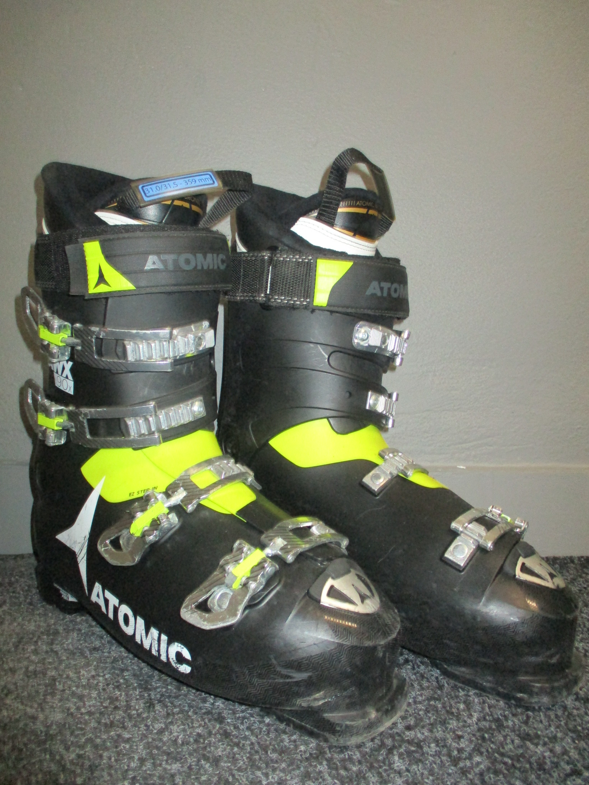 ATOMIC HAWX MAGNA R90 X stélka 31cm