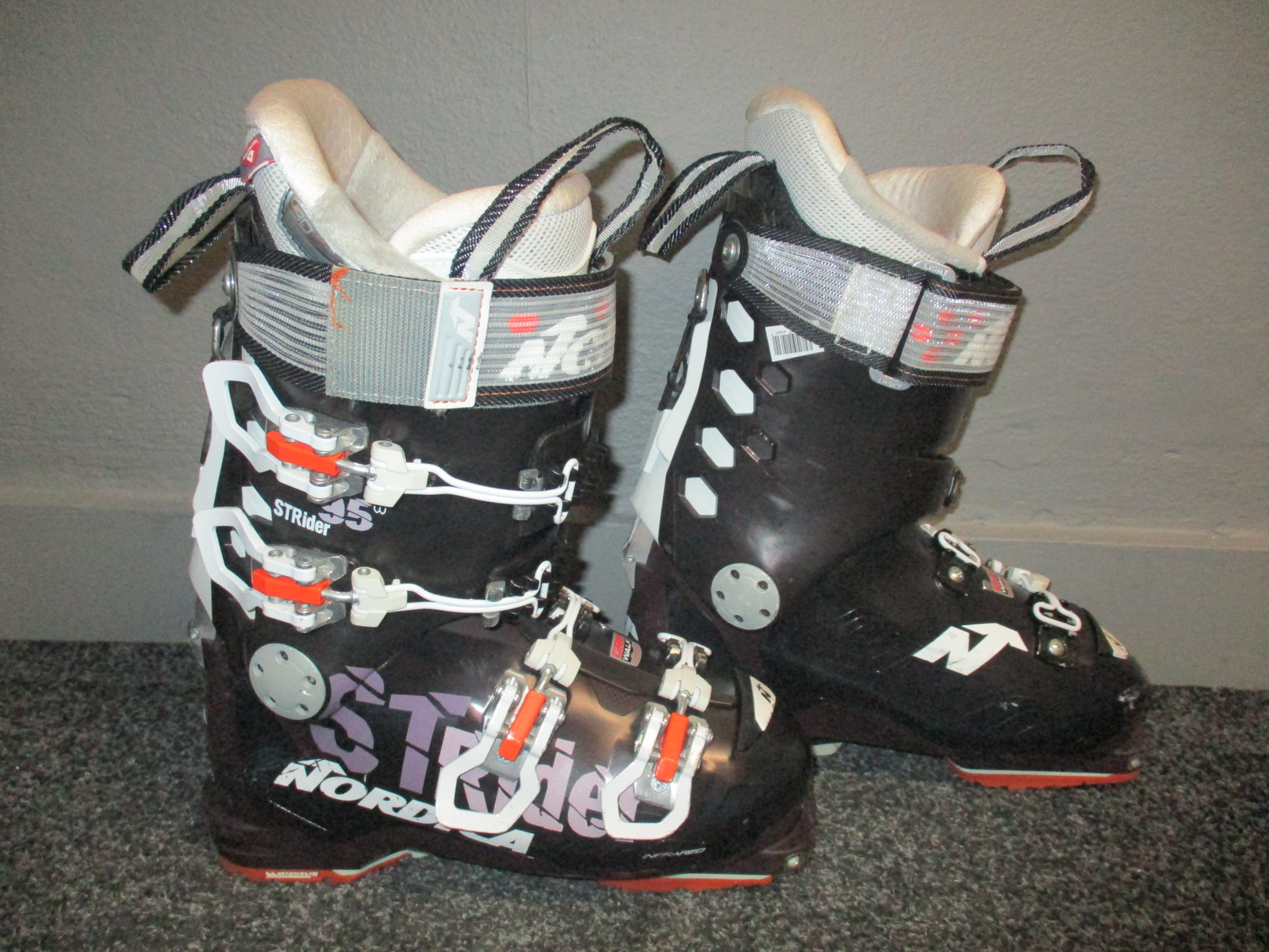 NORDICA STRIDER 95W DYN 21/22 stélka 24,5cm