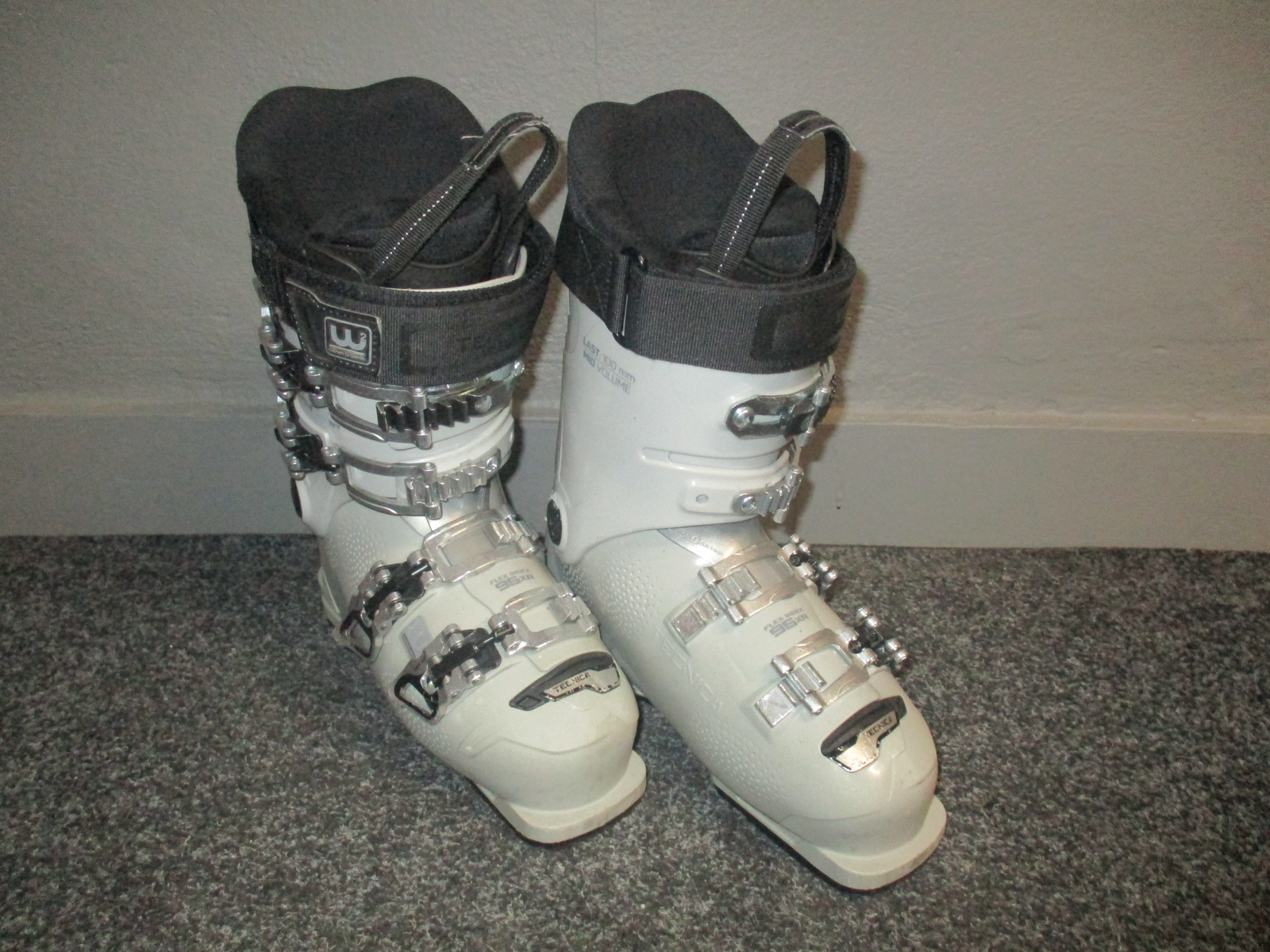 TECNICA MACH SPORT MV 95 RT 21/22 insole 23,5cm
