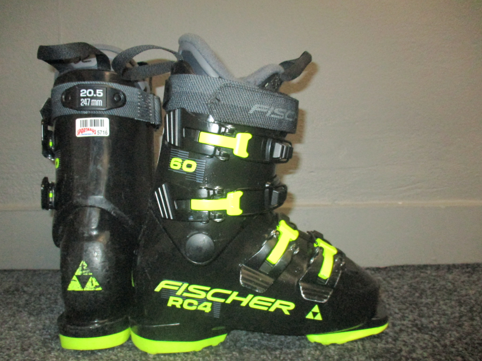 FISCHER RC4 60 JR GW 25/26 stélka 20,5cm
