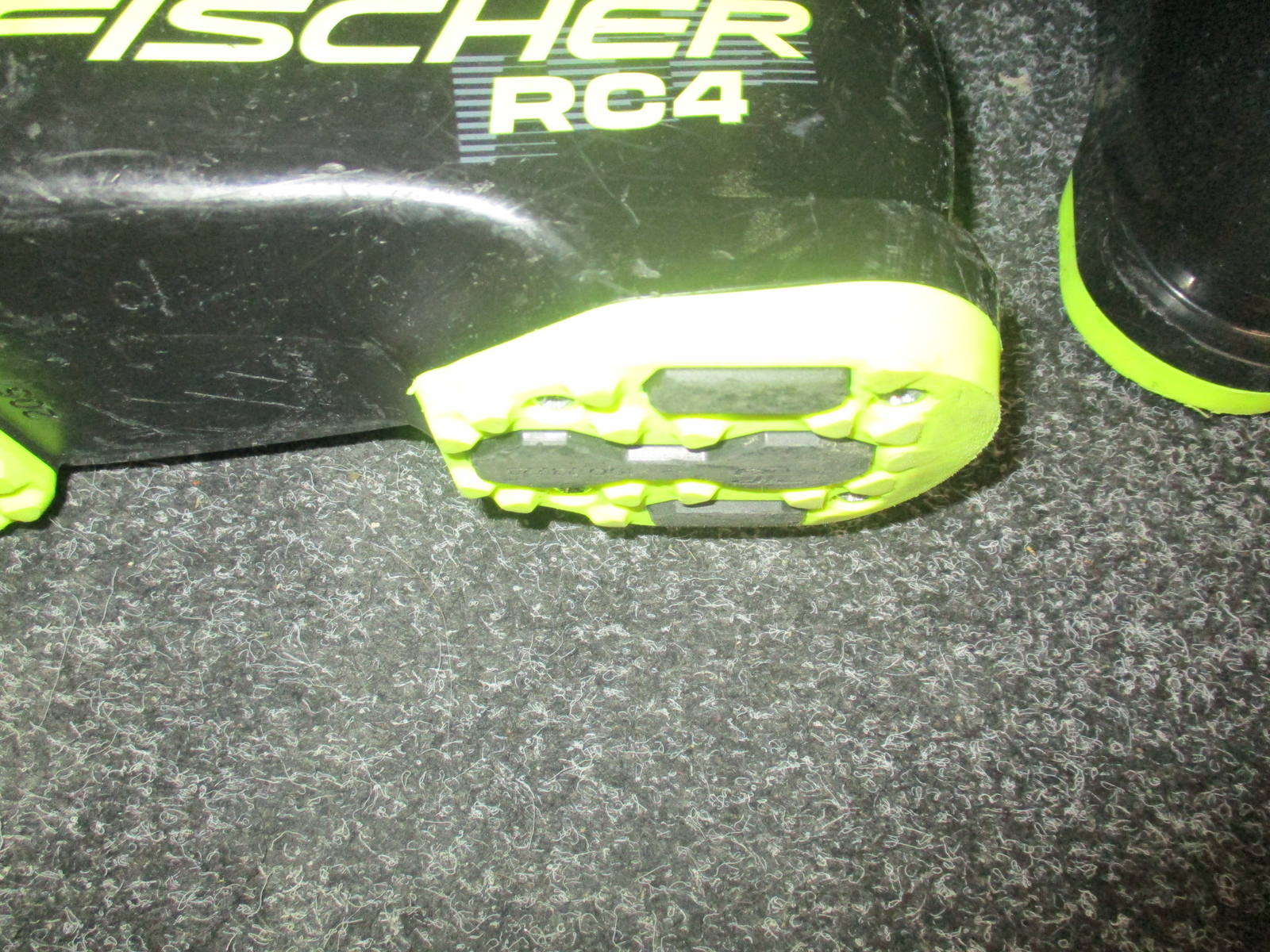 FISCHER RC4 60 JR GW 25/26 stélka 20,5cm