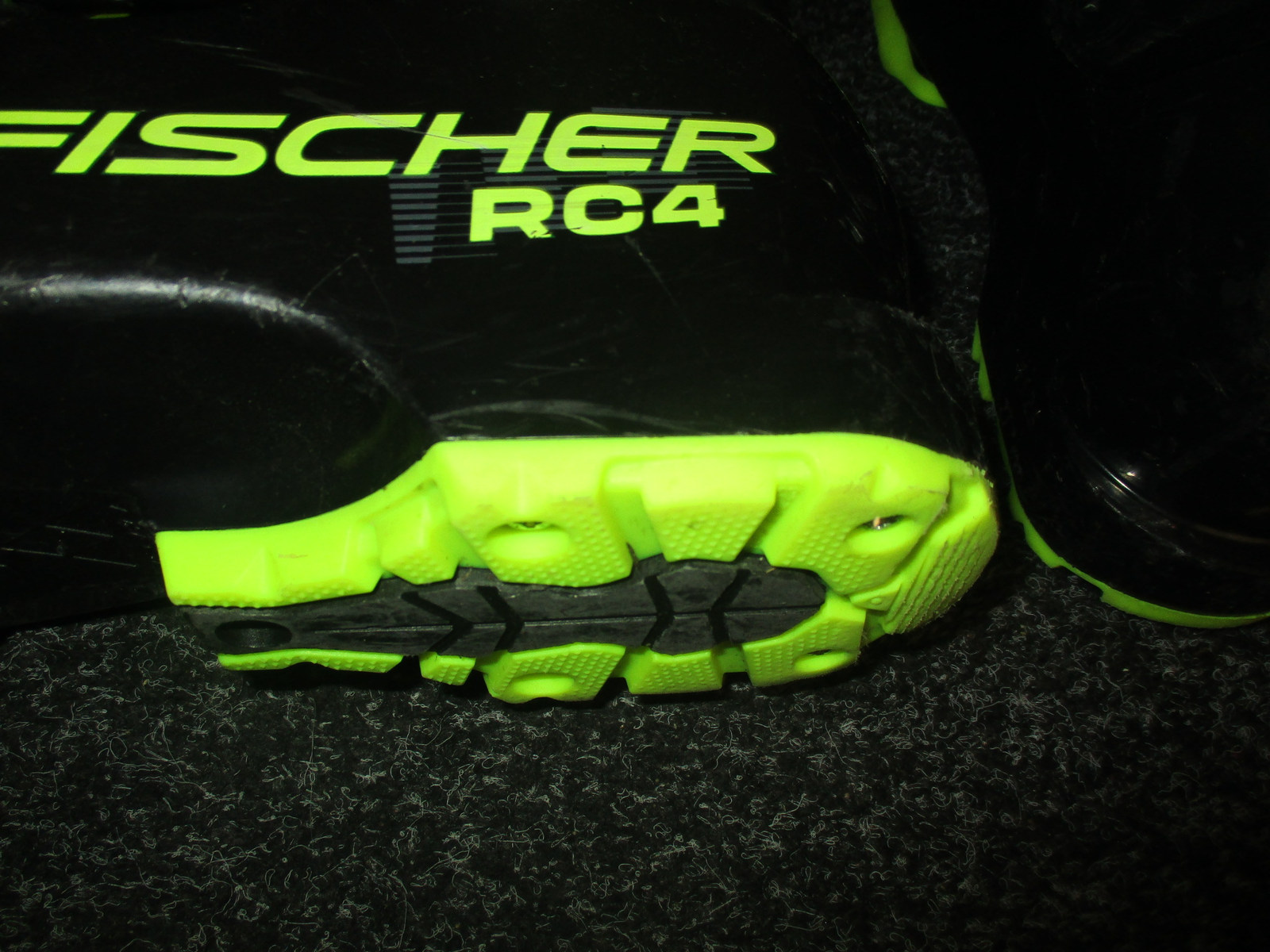 FISCHER RC4 60 JR GW 25/26 stélka 23,5cm