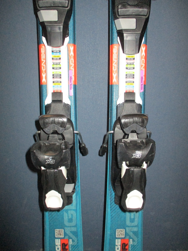 Juniorské lyže ATOMIC VANTAGE X JR 120cm + Lyžáky 24,5cm, VÝBORNÝ STAV